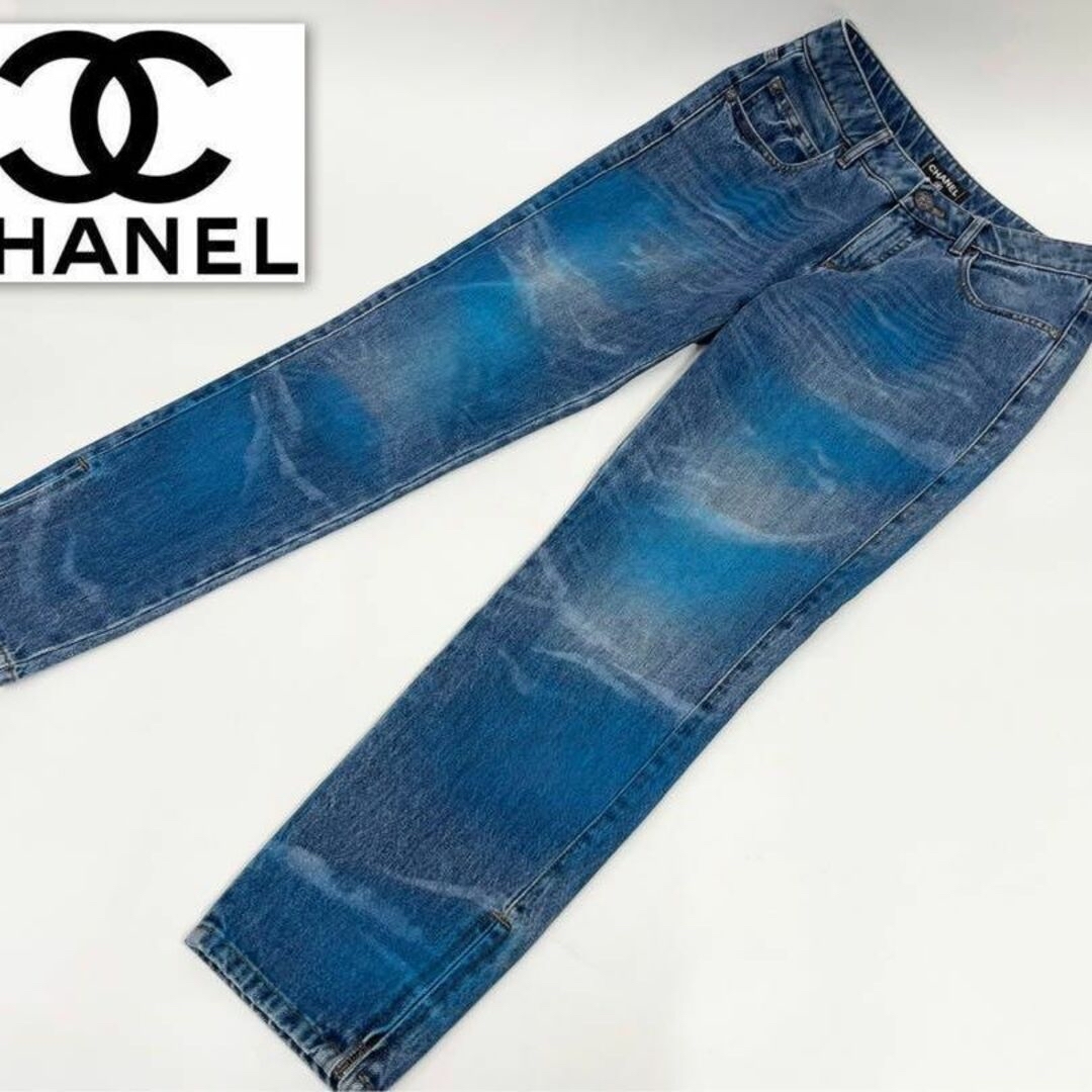 CHANEL(シャネル)のCHANEL♡グラデーションペイント スカイブルー ストレートデニム Mサイズ レディースのパンツ(デニム/ジーンズ)の商品写真