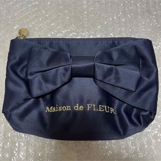 メゾンドフルール(Maison de FLEUR)のMaison de FLEUR リボン ネイビー ポーチ(ポーチ)