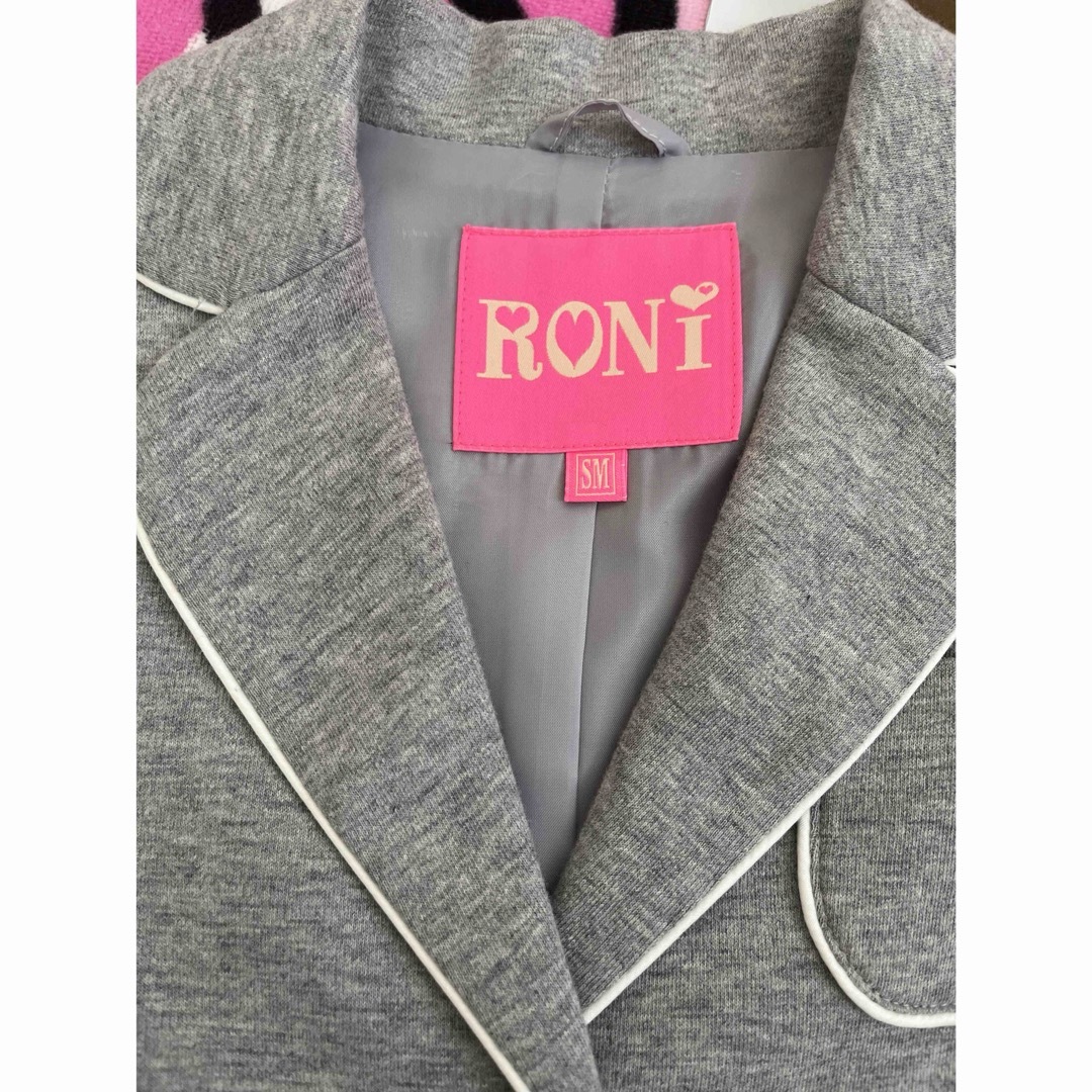 RONI(ロニィ)の260🌸RONI🌸フォーマルジャケット🌸SM キッズ/ベビー/マタニティのキッズ服女の子用(90cm~)(ドレス/フォーマル)の商品写真