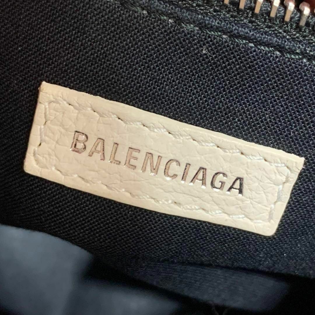 BALENCIAGA BAG(バレンシアガバッグ)の☆美品☆BALENCIAGA ショッピングトートXXS 2WAYバッグ ホワイト レディースのバッグ(ショルダーバッグ)の商品写真