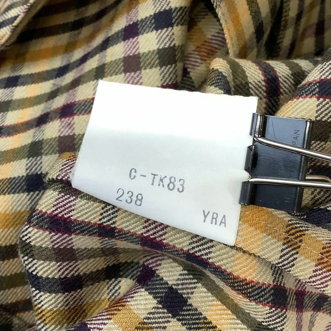 BURBERRY(バーバリー)の美品 90‘s Burberry チェック柄 金ボタン オープンカラーシャツ レディースのトップス(シャツ/ブラウス(長袖/七分))の商品写真