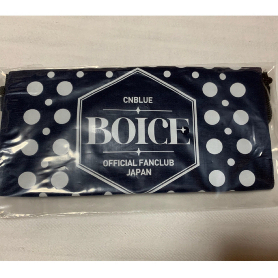 CNBLUE(シーエヌブルー)のCNBLUE サコッシュ　boice japan FC特典 エンタメ/ホビーのタレントグッズ(アイドルグッズ)の商品写真