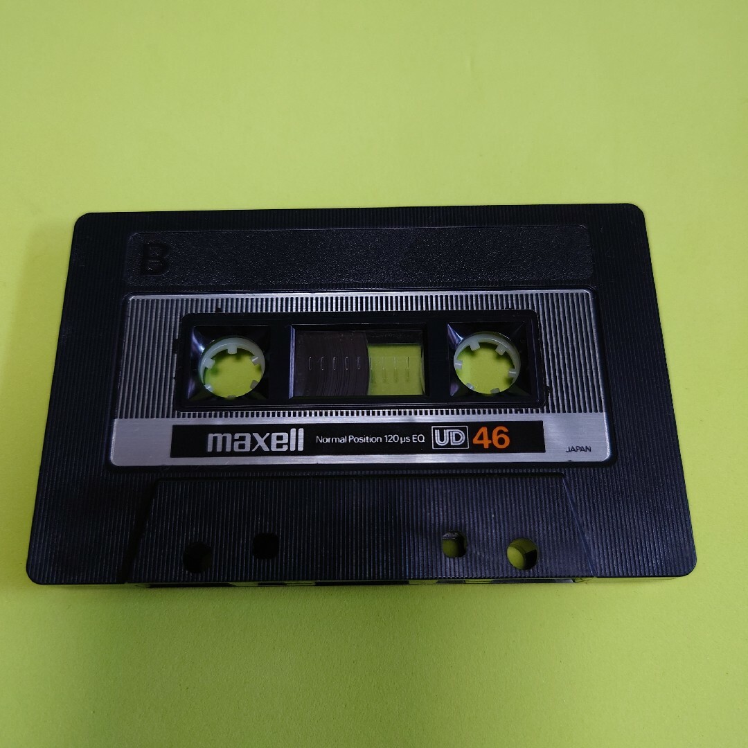 maxell(マクセル)のA 中古カセットテープ録音消去消毒　クリーニング済　マクセル2本セット スマホ/家電/カメラのオーディオ機器(その他)の商品写真