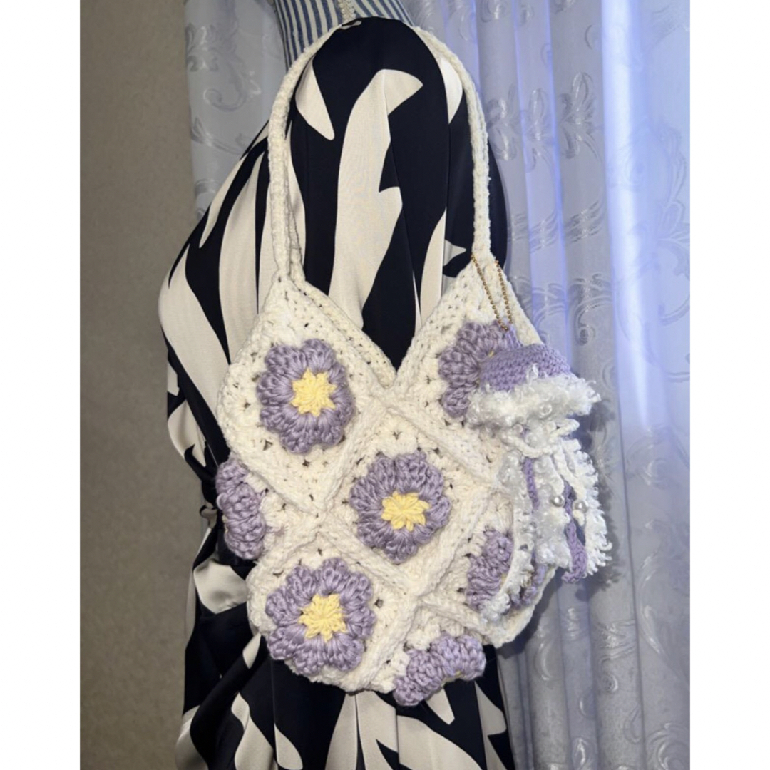 ハンドメイド かぎ編み お花 モチーフ バック 紫 ハンドメイドのファッション小物(バッグ)の商品写真