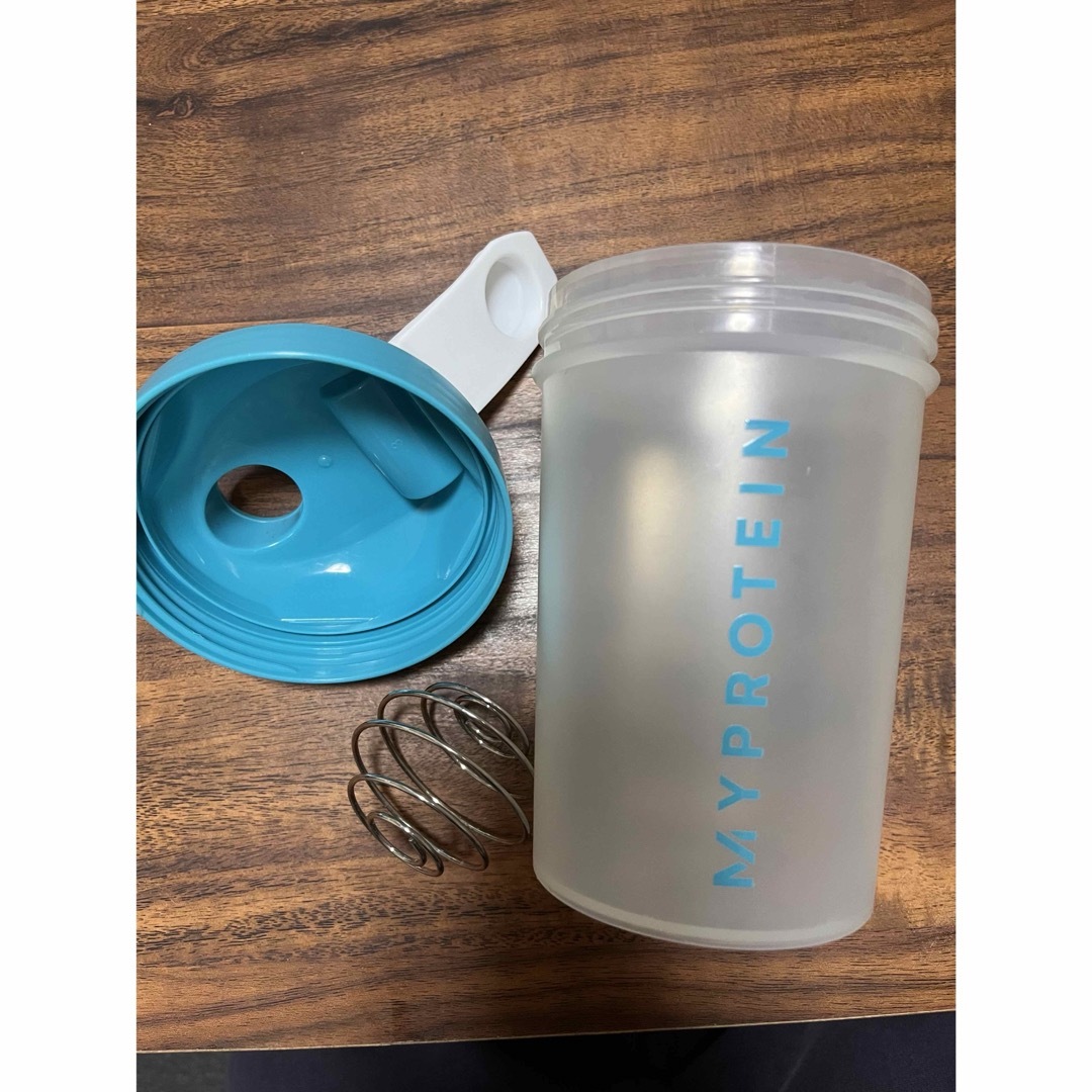 MYPROTEIN(マイプロテイン)のマイプロテイン　シェイカー400ml ブルー 数回使用品 中古 食品/飲料/酒の健康食品(プロテイン)の商品写真