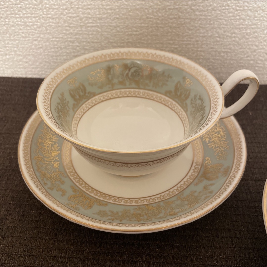 WEDGWOOD(ウェッジウッド)のウェッジウッド　コロンビア　セージグリーン　ピオニー　カップ&ソーサー インテリア/住まい/日用品のキッチン/食器(グラス/カップ)の商品写真