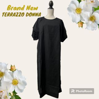 トラッゾドンナ(TORRAZZO DONNA)のTORRAZZO DONNA　ワンピース　新品(ロングワンピース/マキシワンピース)