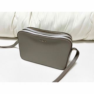 Furla - FURLA isola ウエストバッグ ボディーバッグの通販｜ラクマ