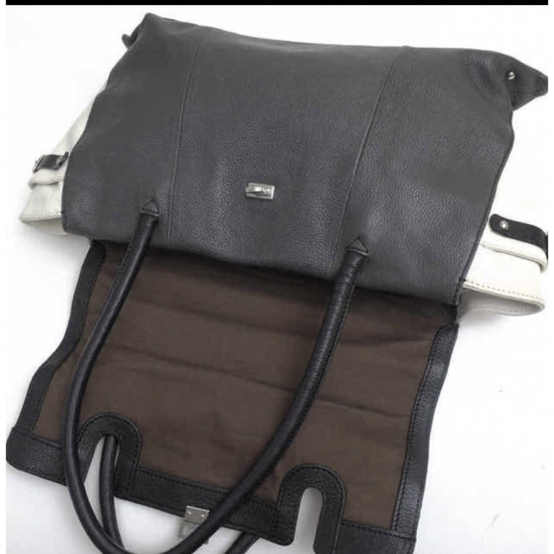 PotioR(ポティオール)のポティオール　レザーバッグ レディースのバッグ(ショルダーバッグ)の商品写真