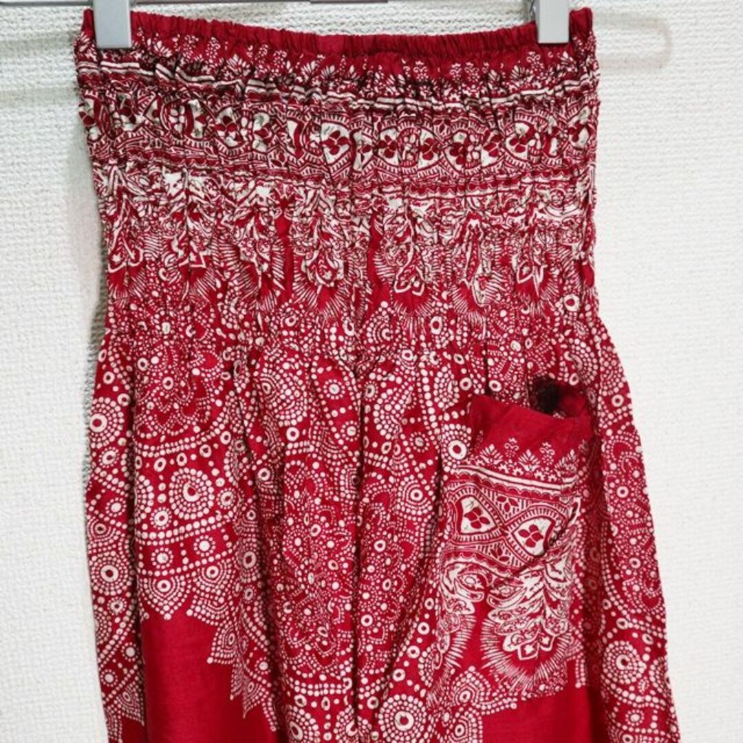 【新品】ハイウエストアラジンパンツ　ドットでできた曼荼羅　赤系 レディースのパンツ(サルエルパンツ)の商品写真