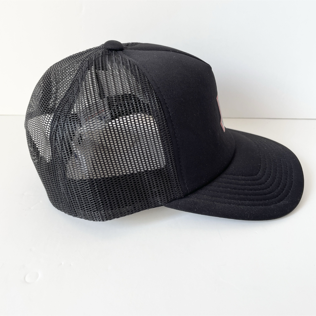 UNDEFEATED(アンディフィーテッド)のUndefeated Mesh Cap アンディフィーテッド メッシュキャップ メンズの帽子(キャップ)の商品写真