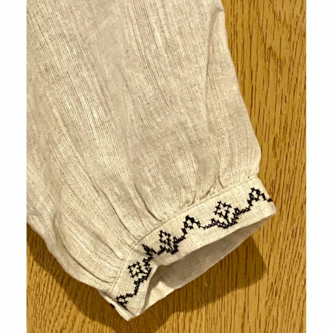 TSUHARU by Samansa Mos2(ツハルバイサマンサモスモス)の【web完売】TSUHARU❀リネンハンカチ刺繍前後2WAYブラウス❀ベージュ レディースのトップス(Tシャツ(長袖/七分))の商品写真