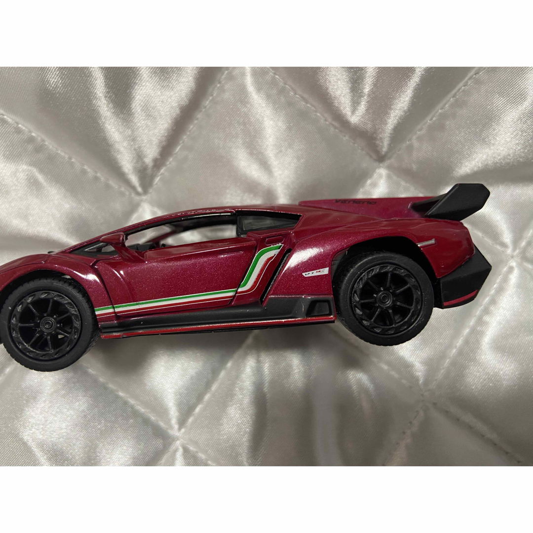 Lamborghini(ランボルギーニ)のランボルギーニ　ヴェネーノ1/36  ダイキャストカー　ミニカー エンタメ/ホビーのおもちゃ/ぬいぐるみ(ミニカー)の商品写真