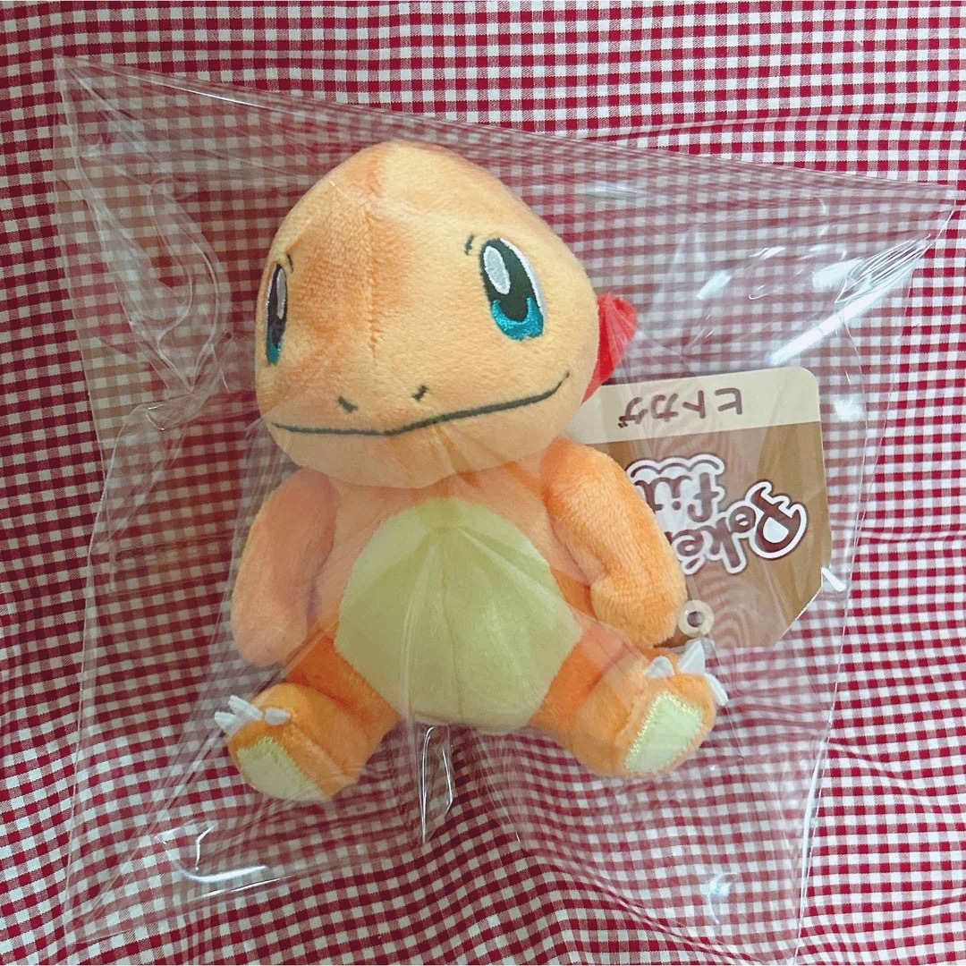 ポケモン(ポケモン)の【新品.タグ付き】☆ポケモン☆ヒトカゲぬいぐるみ☆ エンタメ/ホビーのおもちゃ/ぬいぐるみ(ぬいぐるみ)の商品写真