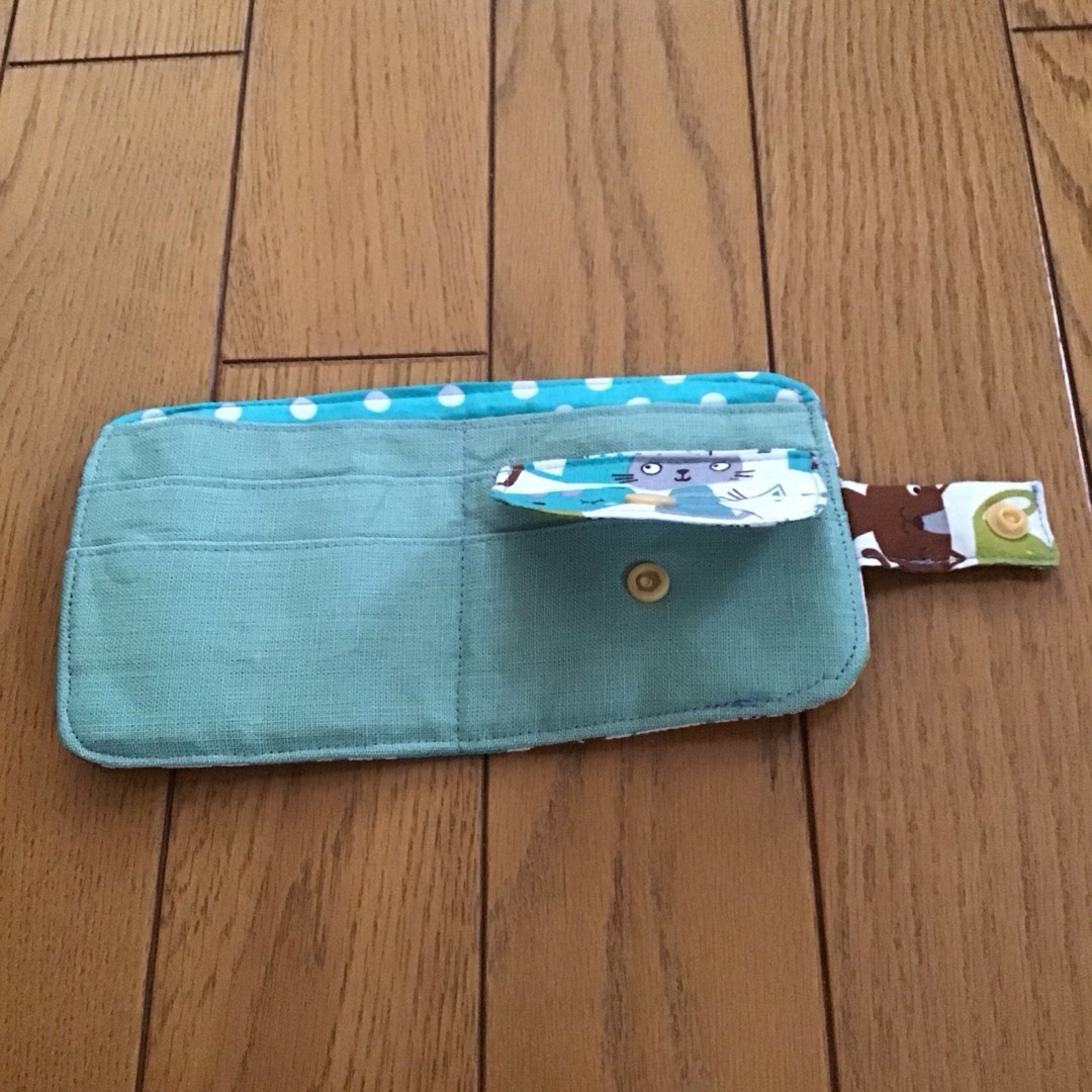 【もへじ製】ハンドメイド財布　ちょこっと二つ折り財布プチ　猫柄 ハンドメイドのファッション小物(財布)の商品写真