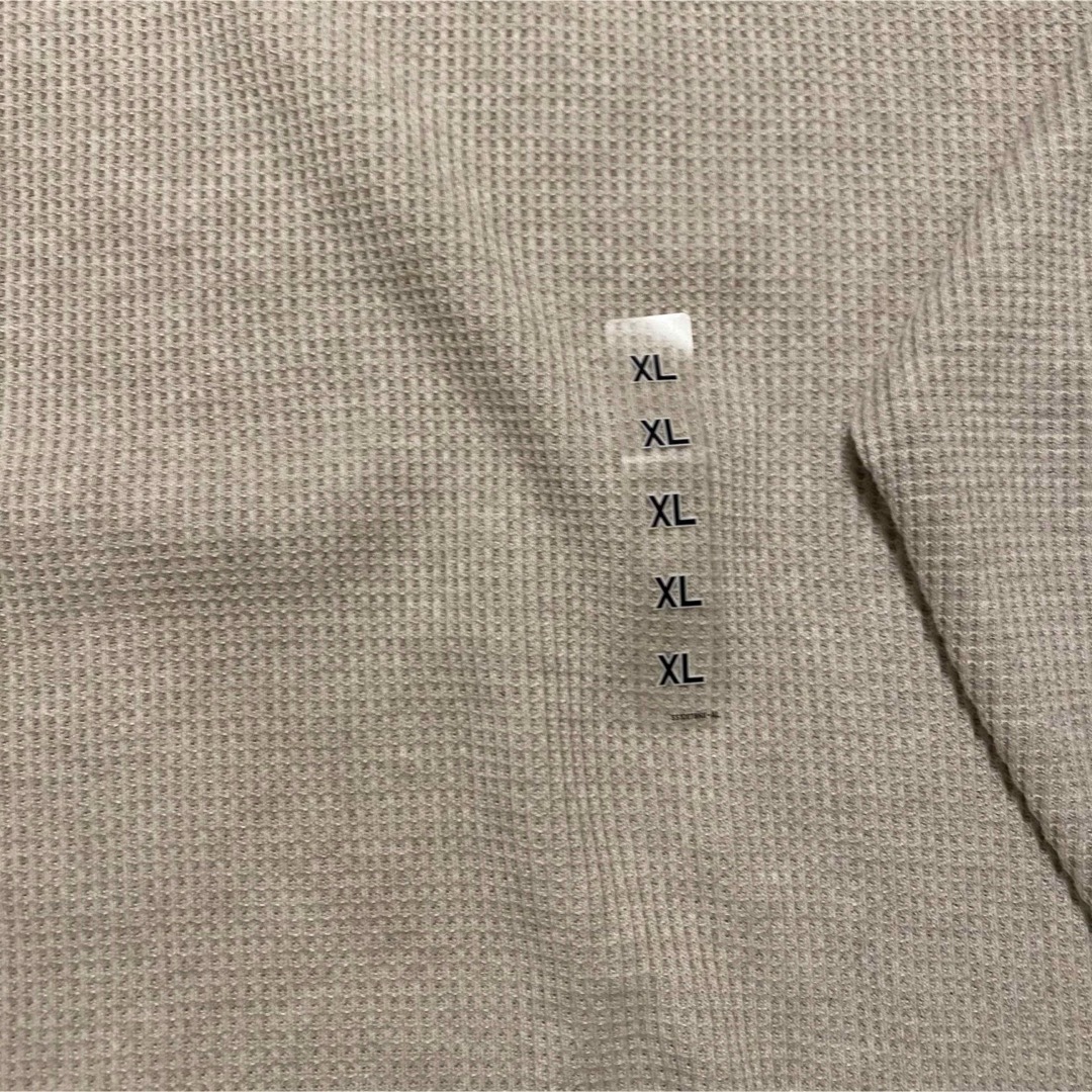 UNIQLO(ユニクロ)の新品未使用 タグ付き ユニクロ ワッフルクルーネックTシャツ 長袖 XL レディースのトップス(Tシャツ(長袖/七分))の商品写真