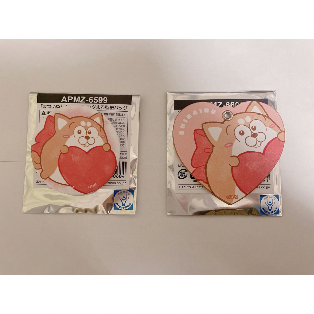 松犬 しばいぬ 缶バッジ レザーチャーム エンタメ/ホビーのおもちゃ/ぬいぐるみ(キャラクターグッズ)の商品写真