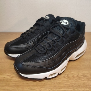 ナイキ(NIKE)の極美品 大人気 NIKE AIR MAX 95 MONOTONE 24(スニーカー)