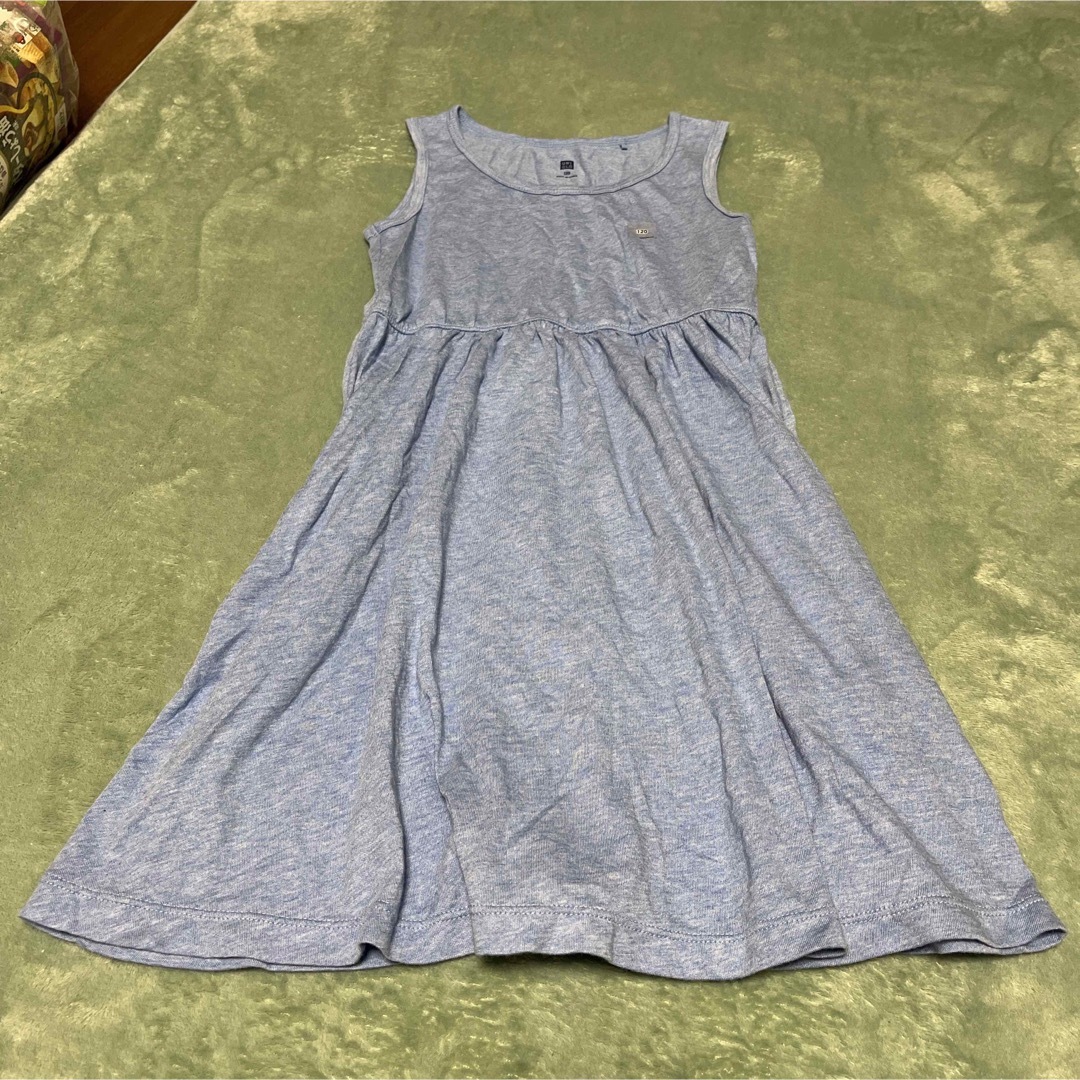 UNIQLO(ユニクロ)のユニクロ　ノースリーブワンピース キッズ/ベビー/マタニティのキッズ服女の子用(90cm~)(ワンピース)の商品写真