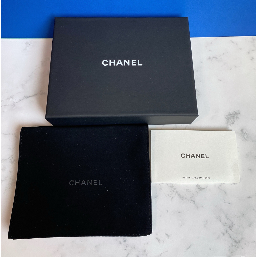 CHANEL(シャネル)のシャネル　キャビアスキン　コインパース　カードケース　コインケース　赤　レッド レディースのファッション小物(コインケース)の商品写真