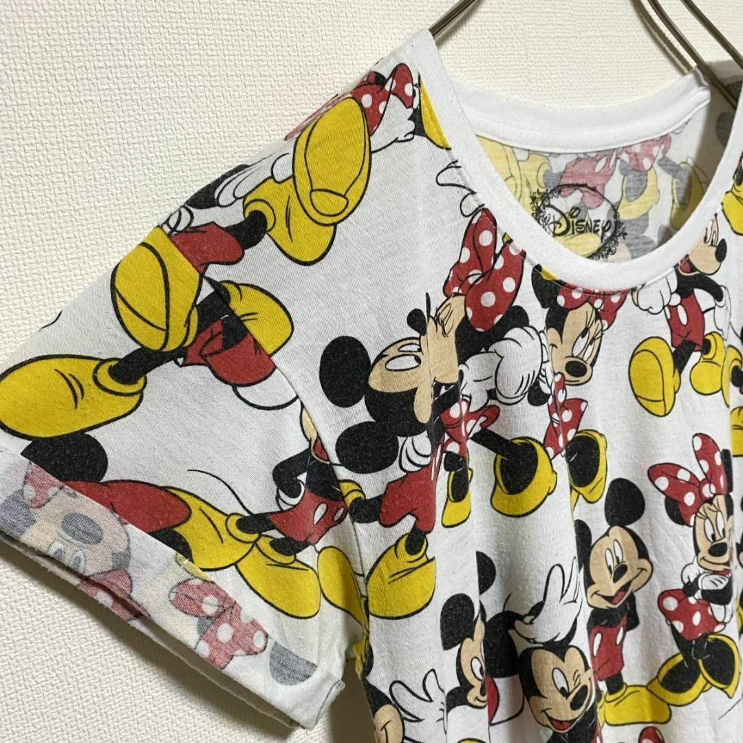 Disney(ディズニー)のアメリカ古着　ミッキーマウス　ミニーマウス　半袖 Ｔシャツ　総柄　D87 レディースのトップス(Tシャツ(半袖/袖なし))の商品写真
