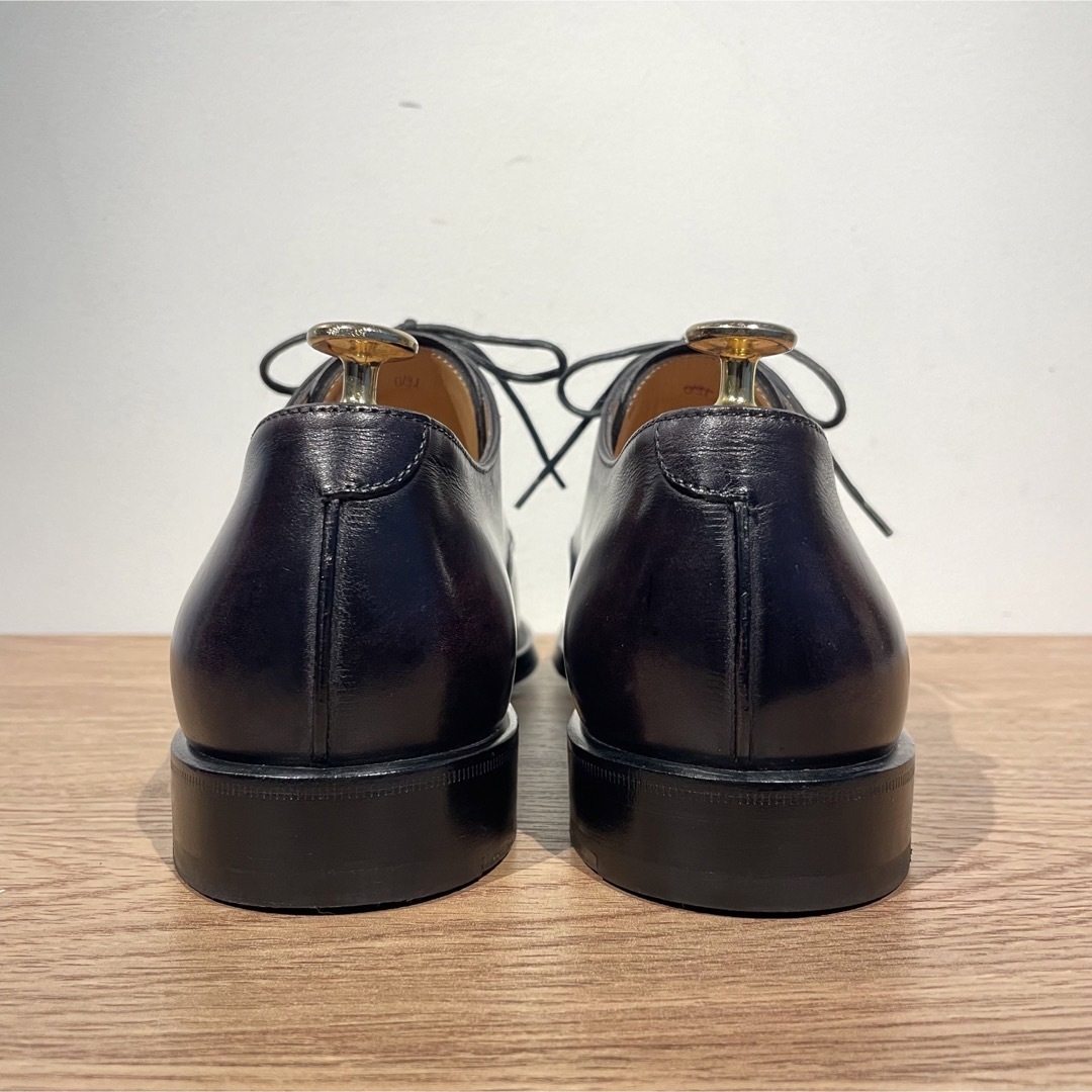 Berluti(ベルルッティ)のベルルッティ グッドイヤー プレーントゥ 黒 赤茶 8 Berluti メンズの靴/シューズ(ドレス/ビジネス)の商品写真