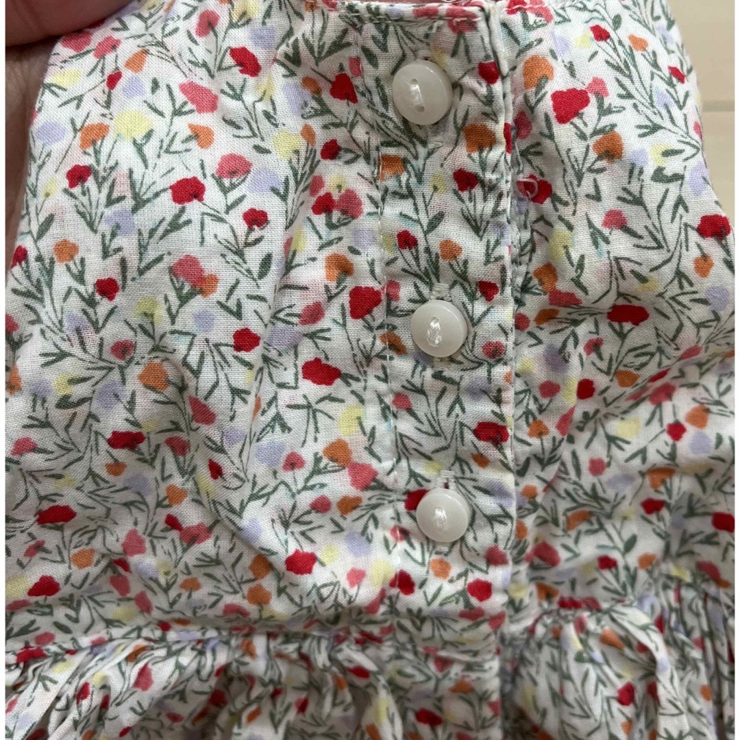 H&M(エイチアンドエム)のH&M 花柄ワンピース　6-12m 80 キッズ/ベビー/マタニティのベビー服(~85cm)(ワンピース)の商品写真