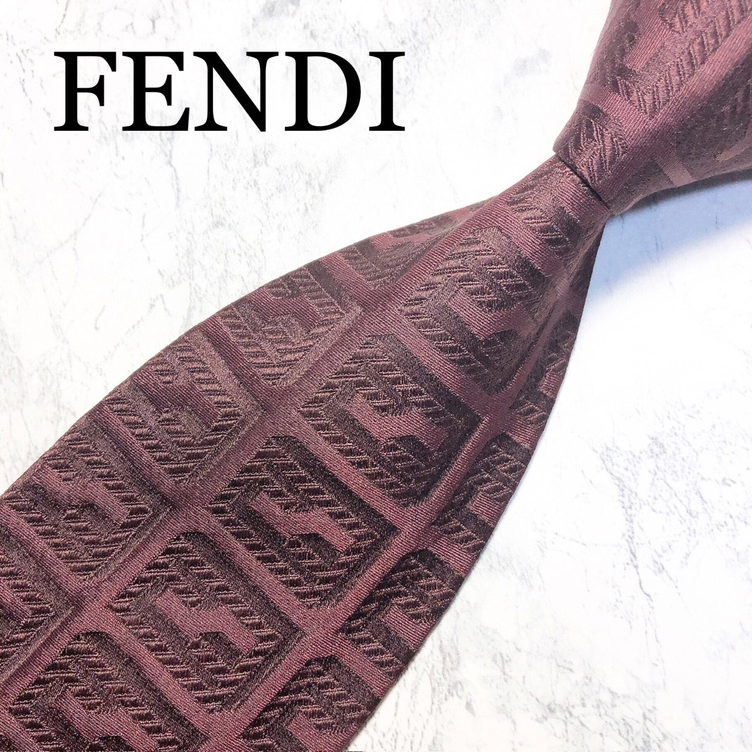 FENDI(フェンディ)のFENDI ネクタイ　ズッカ柄　ボルドー　Fマーク　ジャガード メンズのファッション小物(ネクタイ)の商品写真