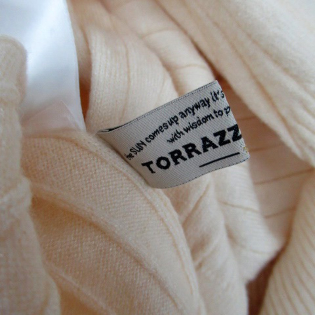 TORRAZZO DONNA(トラッゾドンナ)のトラッゾドンナ ニット カットソー ボウタイ 長袖 アイボリー レディースのトップス(ニット/セーター)の商品写真