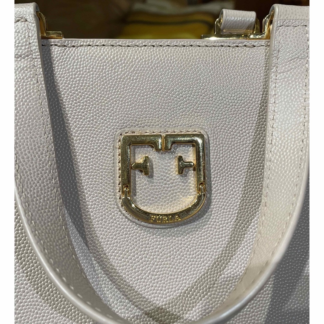 Furla(フルラ)のFURLAハンドバッグ　ベルヴェデーレ　 レディースのバッグ(ハンドバッグ)の商品写真