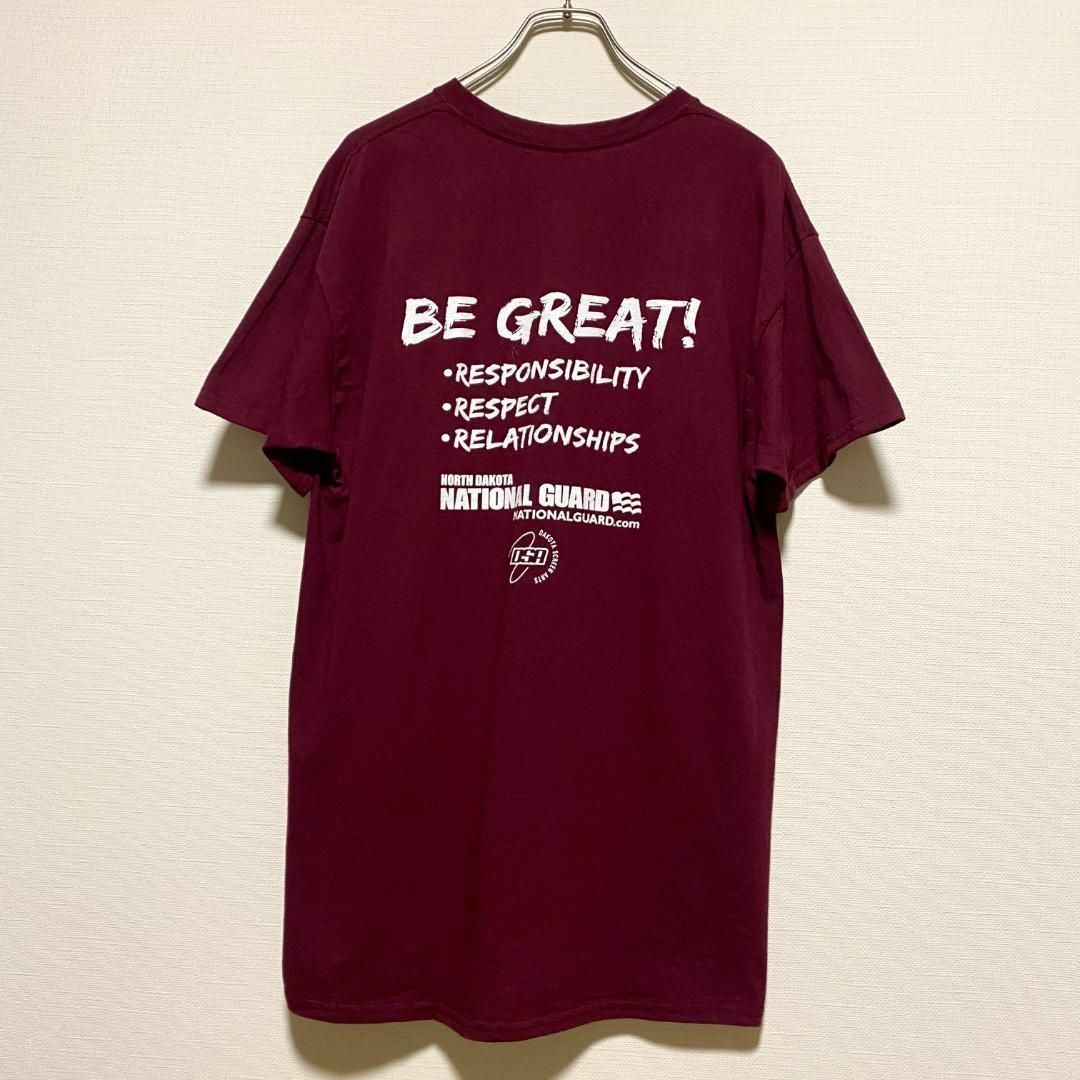 GILDAN(ギルタン)のアメリカ古着　ビズマーク高校　アメフト　半袖 Tシャツ　カレッジ メンズのトップス(Tシャツ/カットソー(半袖/袖なし))の商品写真