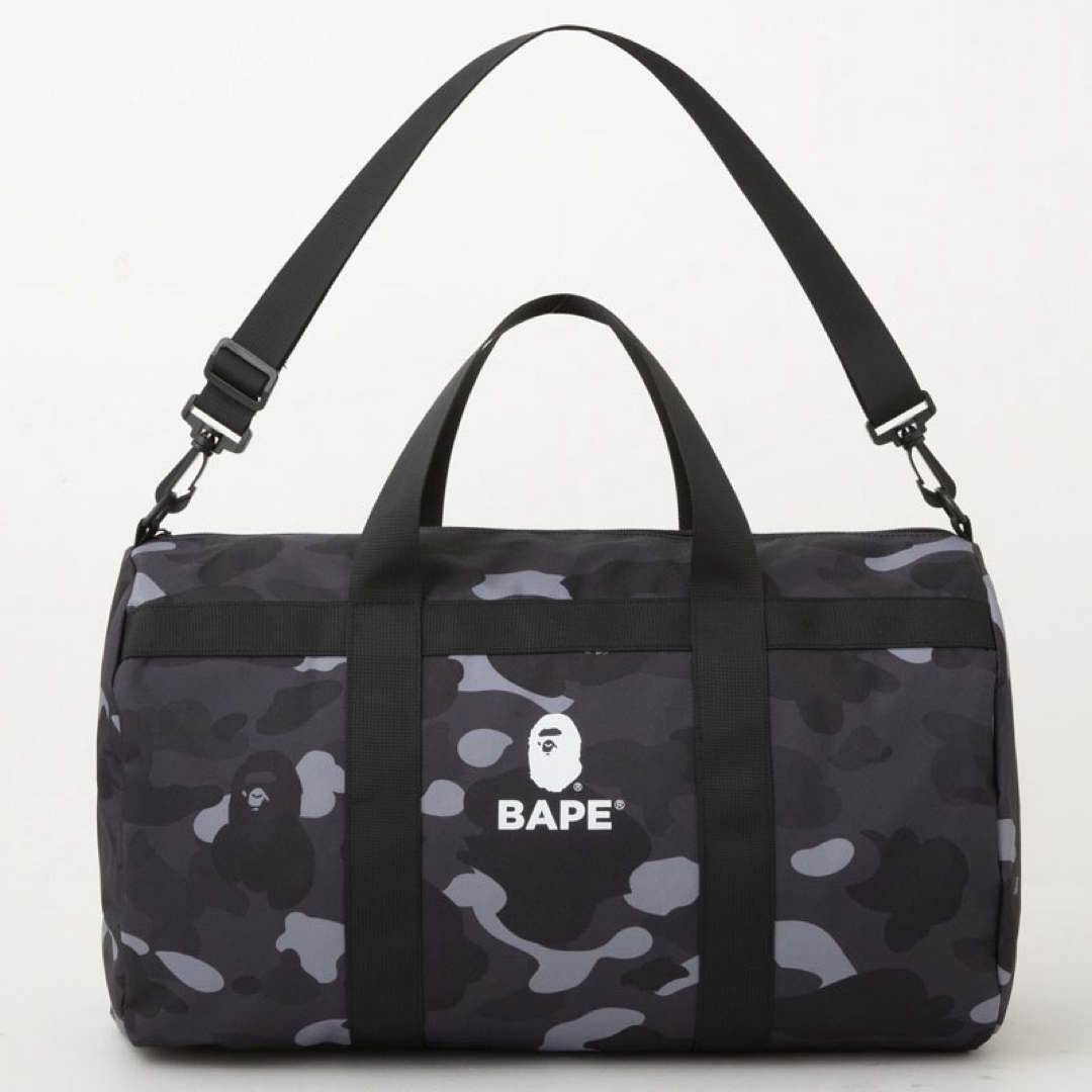 A BATHING APE(アベイシングエイプ)のA BATHING APE ブラックカモ柄 大容量ダッフルバッグ メンズのバッグ(ドラムバッグ)の商品写真