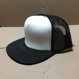 オットーキャップ(OTTO CAP)の新品 OTTO フラットバイザーメッシュキャップのツートンブラック(キャップ)