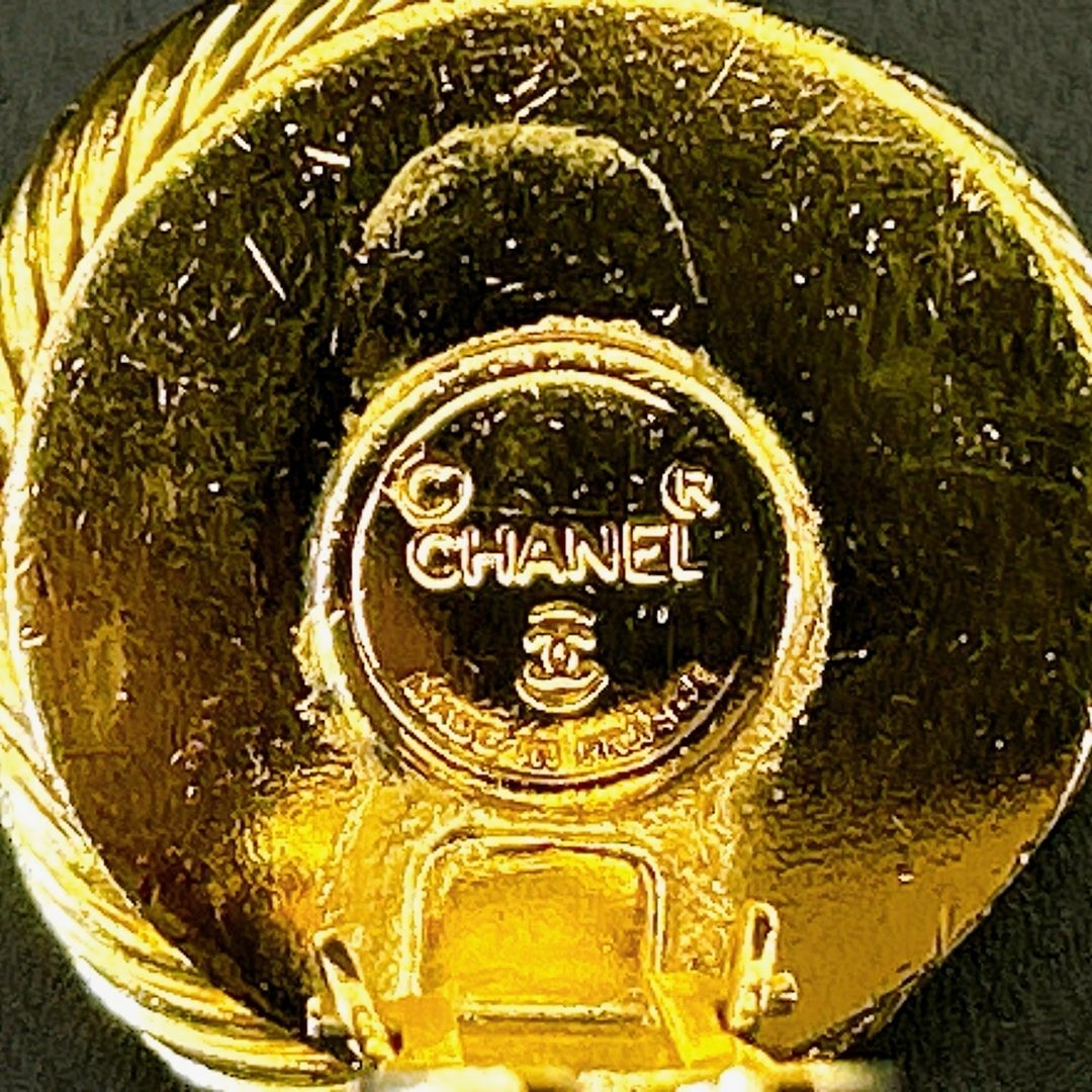 CHANEL(シャネル)のシャネル イヤリング ラインストーン フェイクパール ヴィンテージ CHANEL レディースのアクセサリー(イヤリング)の商品写真