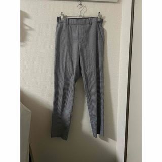 ユニクロ(UNIQLO)のユニクロ　スラックス(クロップドパンツ)