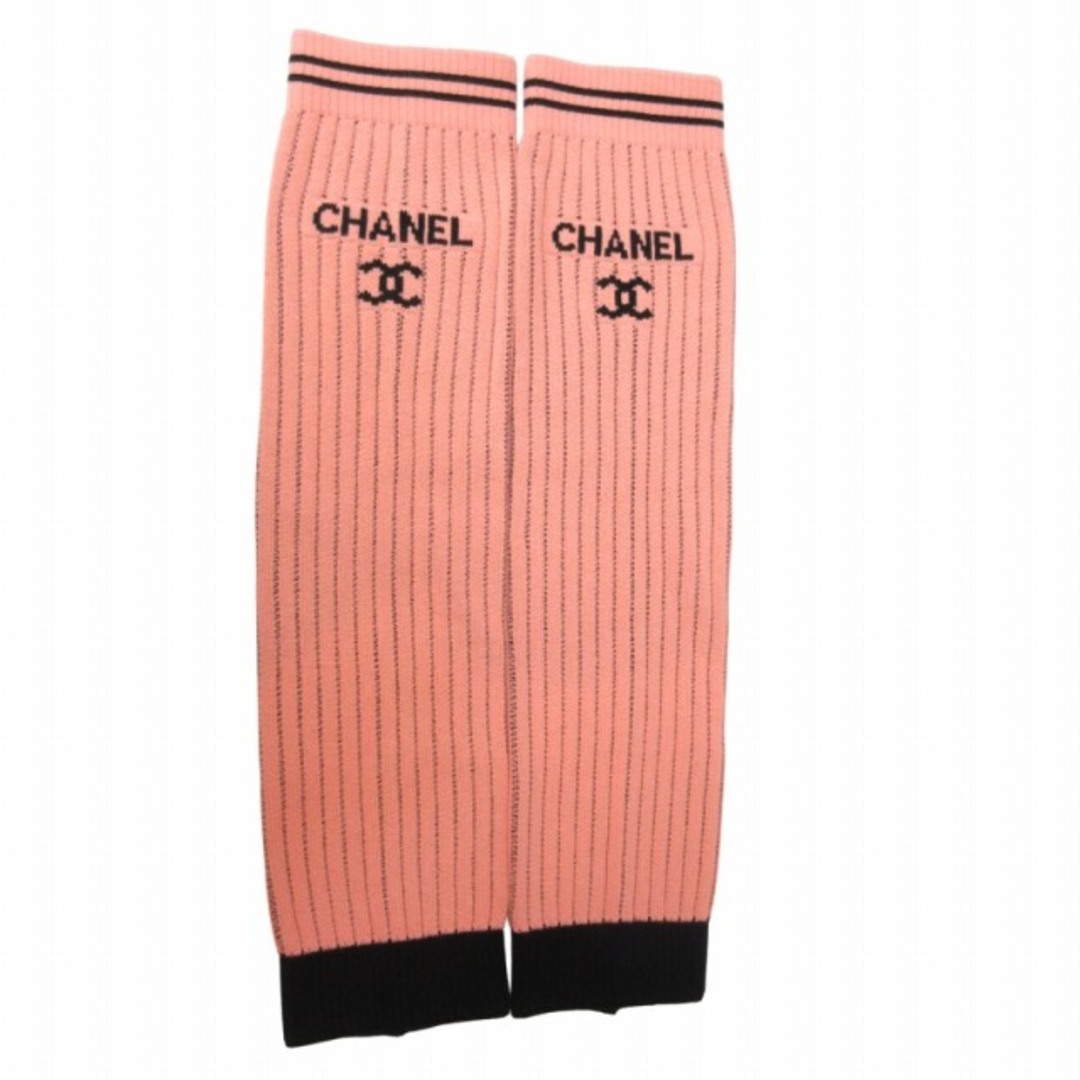 CHANEL(シャネル)のシャネル 未使用 24C ゲートル レッグウォーマー ココマーク ピンク レディースのレッグウェア(レッグウォーマー)の商品写真