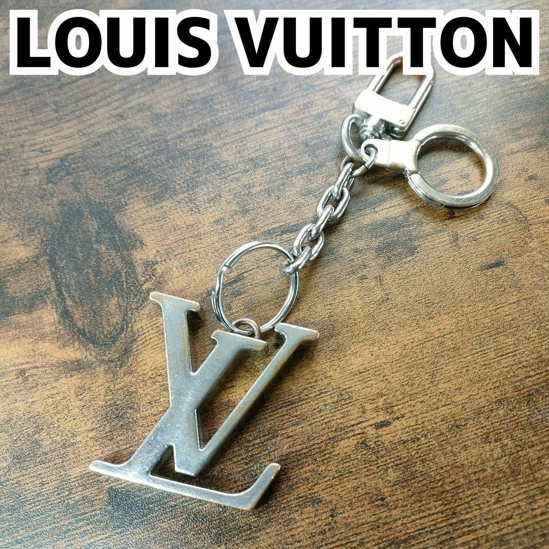 LOUIS VUITTON(ルイヴィトン)のルィヴィトン キーホルダー ポルトクレ イニシャル LV キーリング シルバー レディースのファッション小物(キーホルダー)の商品写真