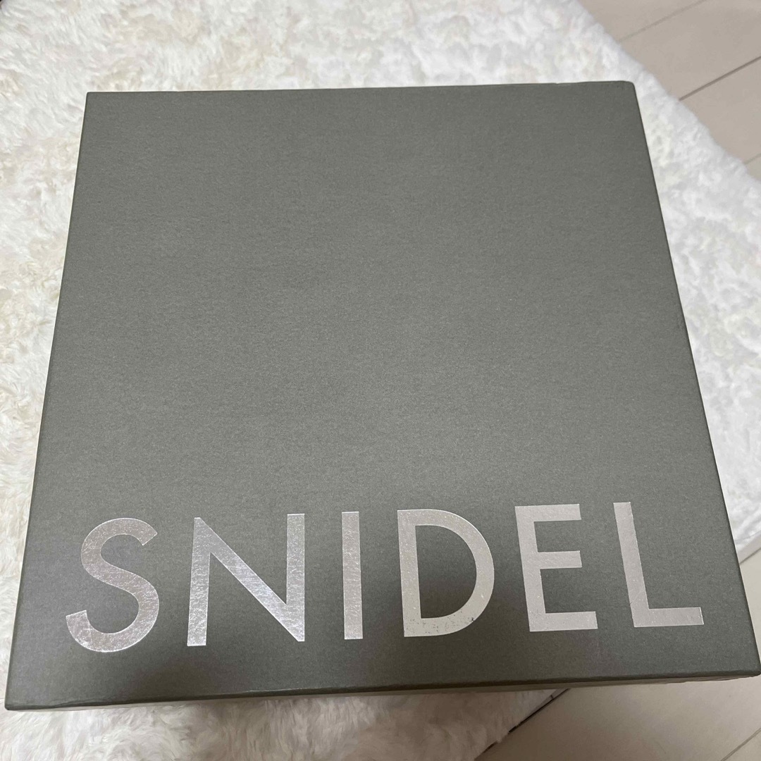 SNIDEL(スナイデル)のスティレットショートブーツ レディースの靴/シューズ(ブーツ)の商品写真