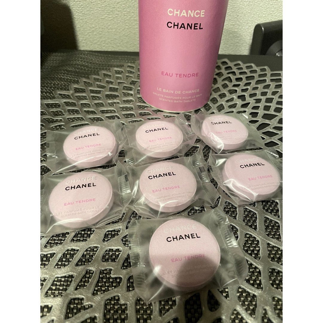 CHANEL(シャネル)のCHANEL 入浴剤　チャンス　オータンドゥル コスメ/美容のボディケア(入浴剤/バスソルト)の商品写真