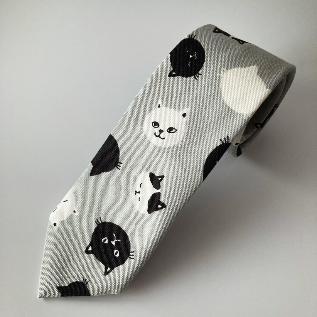 色んな猫のネクタイ メンズのファッション小物(ネクタイ)の商品写真