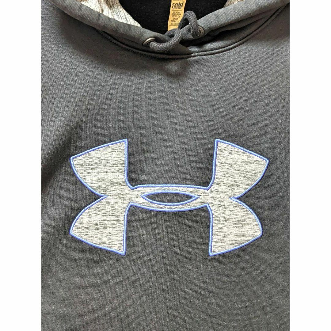 UNDER ARMOUR(アンダーアーマー)のアンダーアーマー ロゴ刺繍プルオーバーパーカー ブラック 黒 古着 その他のその他(その他)の商品写真