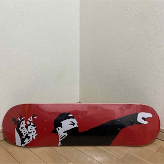 BANKSY SKATEDECK LOVE IN THE Skateboard(スケートボード)