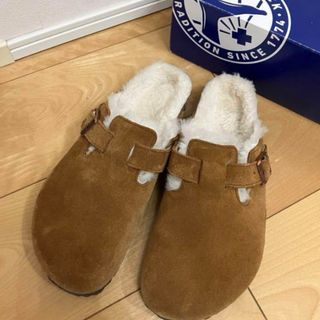 ビルケンシュトック(BIRKENSTOCK)のビルケンシュトック☆Boston ボストン ファーサンダル　40 26cm(サンダル)