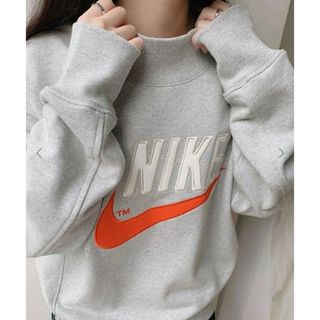NIKE - 【希少】ナイキ 90s 銀タグ マルチカラー刺繍ロゴ グレー 長袖 NIKE - 【希少】ナイキ 90s 銀タグ マルチカラー刺繍ロゴ グレー 長袖