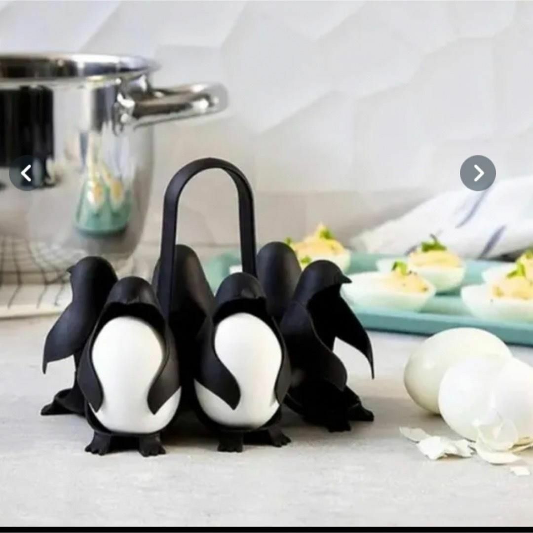 ペンギン エッグホルダー たまご ホルダー ゆで卵 可愛い 収納 簡単 黒 インテリア/住まい/日用品のキッチン/食器(調理道具/製菓道具)の商品写真