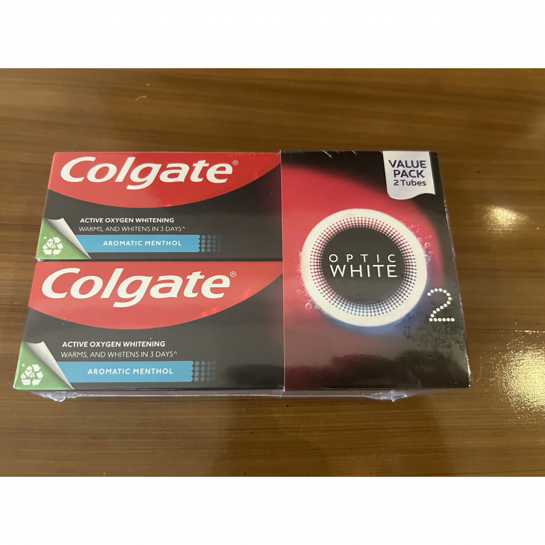 Colgate コルゲート歯磨き粉Optic white2 オプティックホワイト コスメ/美容のオーラルケア(歯磨き粉)の商品写真