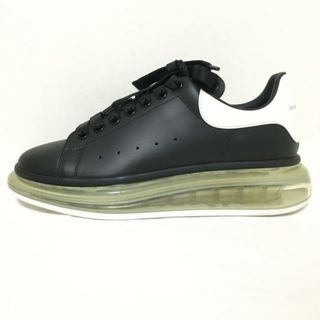 ALEXANDER McQUEEN(アレキサンダーマックイーン) スニーカー 41 メンズ美品  - 黒×白 レザー