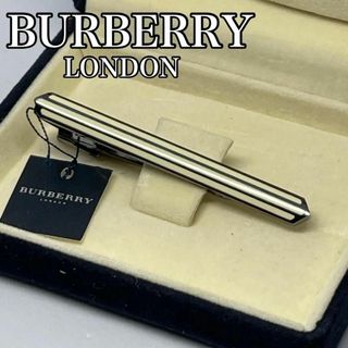 バーバリー(BURBERRY)の【未使用品】 BURBERRY LONDON ネクタイピン　シルバー　箱あり(ネクタイピン)