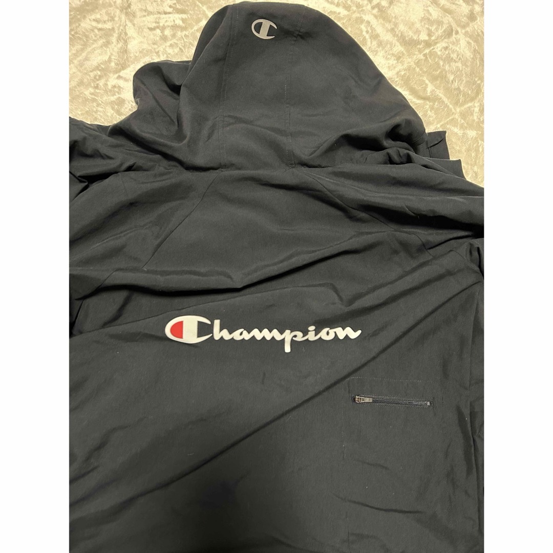 Champion(チャンピオン)のチャンピオン　ウィンドブレーカー　Lサイズ レディースのジャケット/アウター(ナイロンジャケット)の商品写真