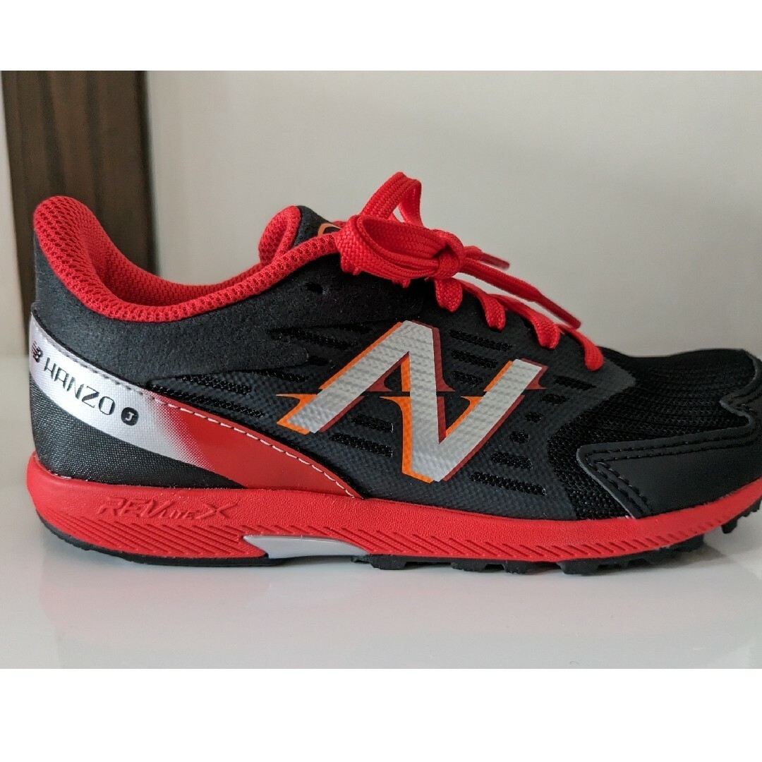 New Balance(ニューバランス)のニューバランススニーカー20cm キッズ/ベビー/マタニティのキッズ靴/シューズ(15cm~)(スニーカー)の商品写真